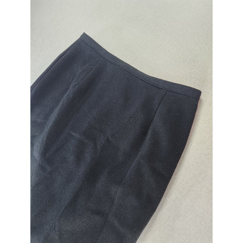 Sag Harbor Women’s Black Solid Skirt Suit Size 8 Lined Polyester  #027